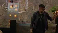 Usher lights Empire State Building for Independence Day Instructional Video