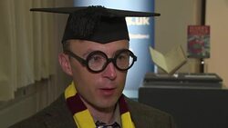 VOICED : J. K. Rowling celebra los maravillosos 20 anos de Harry Potter News Clip