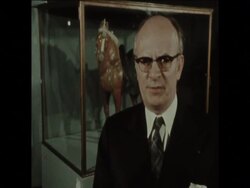 SYND 8 5 73 CHINESE ART EXHIBITION IN PARIS News Clip