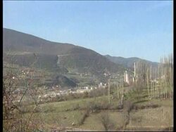 MACEDONIA/KOSOVO: SERB TROOPS ON BORDER News Clip