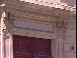 Scenes of the headquarters of Royal, Sarkozy and Bayrou; foreign media News Clip