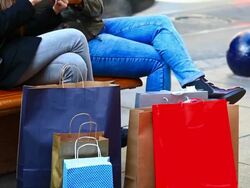 HD: Best Friends Shopping In The City Stock Footage