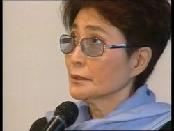 ENTERTAINMENT WEEKLY: XMAS/MILLENNIUM NUMBER ONE News Clip