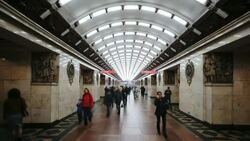 Russia, Saint Petersburg,  Metro station platform - Time lapse Stock Footage