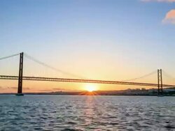 Time lapse : Lisbon cityscape and the 25 de Abril Bridge Stock Footage