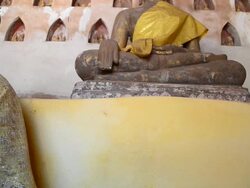 Buddha Statue in Wat Si Saket (Dolly Shot) Stock Footage