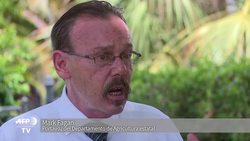 VOICED : Florida lucha contra caracoles gigantes News Clip