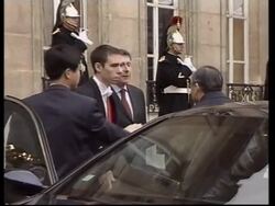 Chinese Deputy PM meets French president News Clip