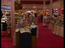 ENTERTAINMENT WEEKLY: ENT5 - HEIDI KLUM News Clip