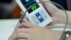 Pulse oximeter Stock Footage