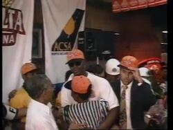 COLOMBIA: HERO'S WELCOME FOR BASEBALL STAR EDGAR RENTERIA News Clip