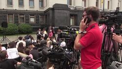 CLEAN : EU pushes Ukraine on corruption at high profile summit News Clip