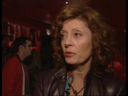 Susan Sarandon &amp; Goldie Hawn at London Premiere Instructional Video