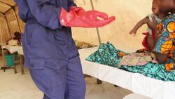 Cholera breakout in impromptu refugee camp in eastern Congo News Clip