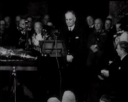 COMMONWEALTH PREMIERS HONOURED - News Clip