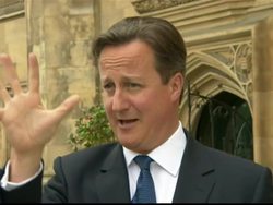 Stephen Harper meets David Cameron News Clip