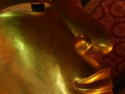 Tilt Up Close Up Shot Reclining Buddha Bangkok Thailand Stock Footage