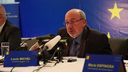 CLEAN : Mali presidential vote count under way News Clip