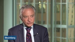 Godfrey: Newspapers Canâ€™t Compete With Google, Facebook News Clip