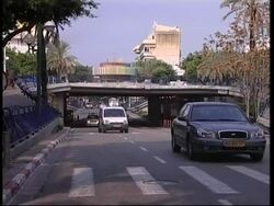 Bush helicopter, locals react to president's arrival News Clip