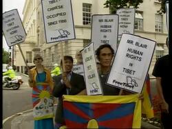 British and Chinese FMs meet, plus demo News Clip