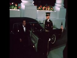 SYND 1-8-73 JAPANESE PRIME MINISTER ATTENDS BANQUET AT WHITE HOUSE News Clip