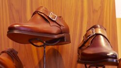 the shoemaker make a shoe Stock Footage