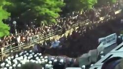 VOICED : Policia alemana dispersa manifestacion anti-G20 en Hamburgo News Clip