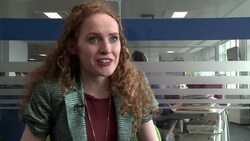 CLEAN : Kates baby what an icing on News Clip