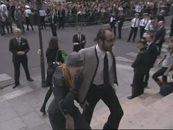 Fashion world bids farewell to seminal designer Yves Saint Laurent News Clip