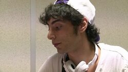 VOICED : Syrian refugees struggle to settle in France News Clip