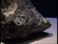 ENTERTAINMENT DAILY: ENT2 - DIAMONDS News Clip