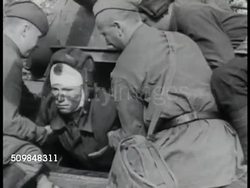 Dr and nurse injured soldiers Instructional Video