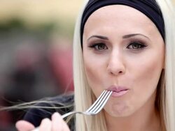 Young girl (HD) Stock Footage