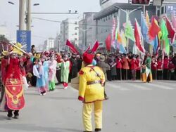 MS TD Villagers dressed as ancient figures attend parade during shehuo celebrations, Shehuo is traditional festive folk celebration during chinese spring festival AUDIO / xi'an, shaanxi, china Stock Footage