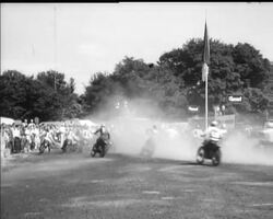 MOTOR CYCLE CROSS News Clip