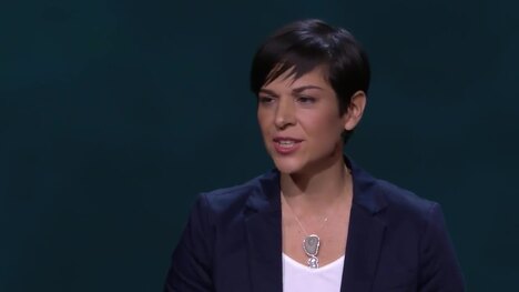 TED: A small country with big ideas to get rid of fossil fuels | Monica Araya