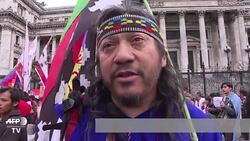 VOICED : Indigenas protestan en Argentina para evitar desalojo de tierras News Clip