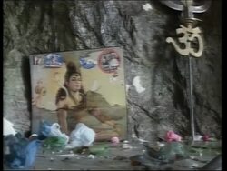 Hindu pilgrimage to holy cave in Kashmir News Clip