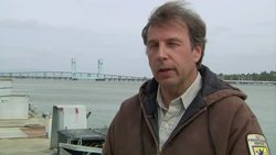 Drought-struck salmon need a truck-load of help getting to the sea News Clip