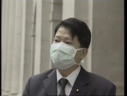 Doctor creates SARS protection suit News Clip