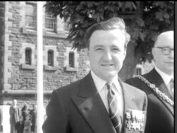 VC'S WITH THE ROYAL WELCH News Clip