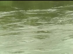 After two levee breaches and a rising missouri river that is closing in on the small southwest Iowa town of Hamburg - some resourceful local farmers are taking matters into their own hands. Robert Ray has the story. News Clip