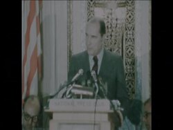 SYND 26 11 75 FRENCH SOCIALIST LEADER FRANCOISE MITTERAND GIVES SPEECH News Clip