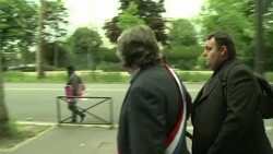 CLEAN : Thousands protest gay marriage in Paris News Clip