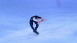 TS Male figure skater making a great performance Stock Footage