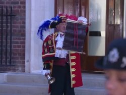 Town Crier Tony Appleton announces the birth of Prince William and Catherine Duchess of Cambridge's Baby outside of the Lindo Wing of St. Mary's Hospital in London, England, UK on 7/22/13. (Getty Images Entertainment Video) Stock Footage
