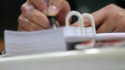 Write a memo on the calendar Stock Footage