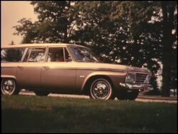 1964 Studebaker Wagonaire: fun car and work truck Stock Footage
