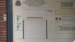 CLEAN : FILE: France to cut taxes on businesses and households News Clip